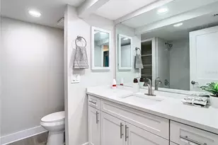 400 Island Way, Clearwater Beach, FL 33767 - Photo 43