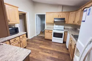 2105 Vickery Ln, Dover, FL 33527 - Photo 25