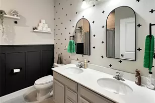 6617 Pebblebrooke Wy, Zephyrhills, FL 33541 - Photo 11