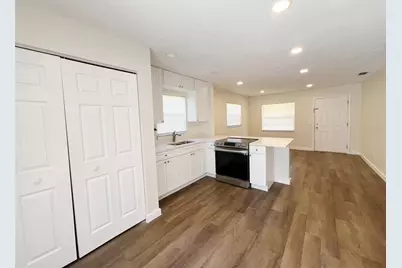 1016 9th Avenue #B, Largo, FL 33770 - Photo 5