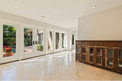 808 Brightwaters Boulevard NE, Saint Petersburg, FL 33704 - Photo 17