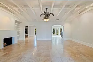 808 Brightwaters Blvd NE, Saint Petersburg, FL 33704 - Photo 9