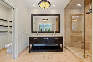 808 Brightwaters Blvd NE, Saint Petersburg, FL 33704 - Photo 21