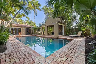 808 Brightwaters Blvd NE, Saint Petersburg, FL 33704 - Photo 23