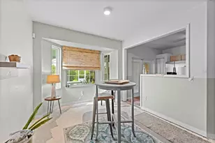 1112 Lake Shore Ranch Dr, Seffner, FL 33584 - Photo 11