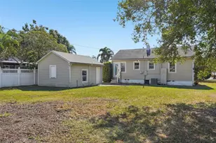 4809 33rd Ave N, Saint Petersburg, FL 33713 - Photo 37