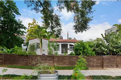 717 19th Avenue N, Saint Petersburg, FL 33704 - Photo 3
