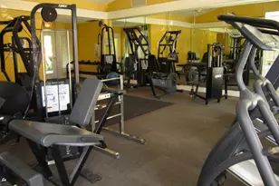 11901 4th Street N, Saint Petersburg, FL 33716 - Photo 11