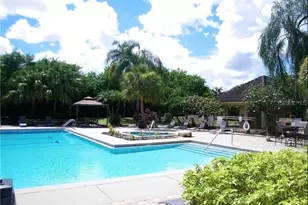 11901 4th Street N, Saint Petersburg, FL 33716 - Photo 15