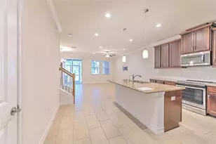 18864 Noble Caspian Dr, Lutz, FL 33558 - Photo 3