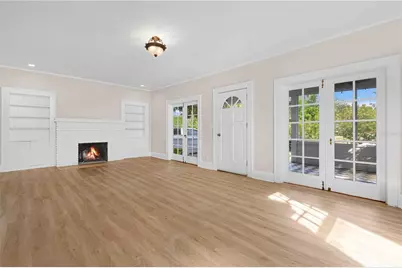 2302 12th Street N, Saint Petersburg, FL 33704 - Photo 7