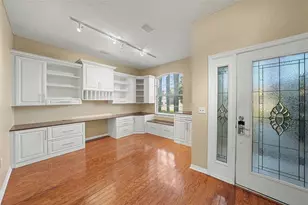 2810 Ravendale Ln, Holiday, FL 34691 - Photo 5