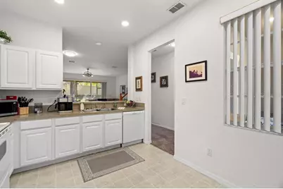 660 Spring Lake Circle, Tarpon Springs, FL 34688 - Photo 11