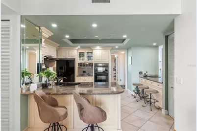 1560 Gulf Boulevard #602, Clearwater Beach, FL 33767 - Photo 15