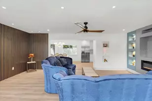 13495 Oval Dr E, Largo, FL 33774 - Photo 5