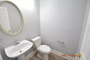 3425 Masters Dr N, Clearwater, FL 33761 - Photo 15