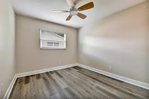 8403 Lopez Dr, Tampa, FL 33615 - Photo 29