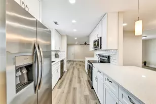 8403 Lopez Dr, Tampa, FL 33615 - Photo 17