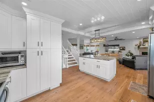 110 Carlyle Cir, Palm Harbor, FL 34683 - Photo 19