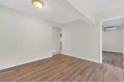 5136 68th Street N #C, Saint Petersburg, FL 33709 - Photo 9
