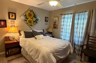 4120 Silvermoon Dr, Plant City, FL 33566 - Photo 9