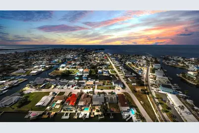 13926 Darlene Avenue, Hudson, FL 34667 - Photo 7