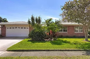 14996 Imperial Point Dr N, Largo, FL 33774 - Photo 1