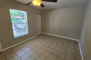 11727 N 12th St, Tampa, FL 33612 - Photo 3