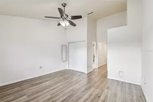 10444 St Tropez Pl, Tampa, FL 33615 - Photo 33