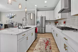 5612 Del Coronado Dr, Apollo Beach, FL 33572 - Photo 17