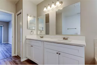8813 Founders Circle, Palmetto, FL 34221 - Photo 23