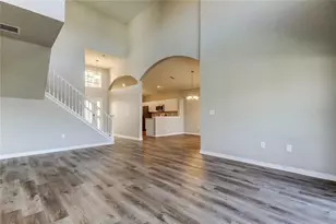 8813 Founders Cir, Palmetto, FL 34221 - Photo 9