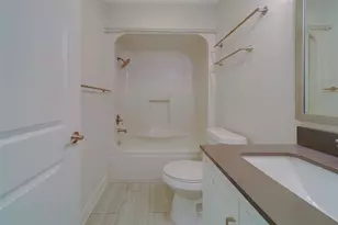 225 36th Ave NE, Saint Petersburg, FL 33704 - Photo 21