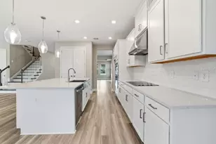 3328 Lumber Fls Dr, Plant City, FL 33565 - Photo 7