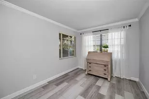 9204 Golf View Dr, New Port Richey, FL 34655 - Photo 7