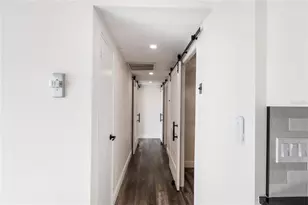 31 Island Way, Clearwater Beach, FL 33767 - Photo 21