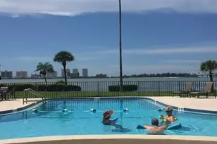 100 Oakmont Ln, Belleair, FL 33756 - Photo 9