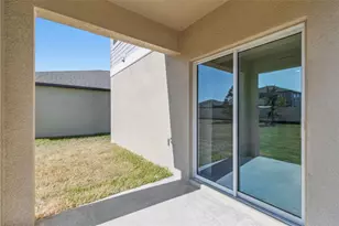 1712 Tropical Oasis Ave, Plant City, FL 33565 - Photo 89