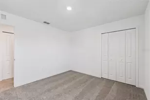 1712 Tropical Oasis Ave, Plant City, FL 33565 - Photo 73