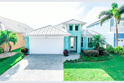 562 Bimini Bay Boulevard, Apollo Beach, FL 33572 - Photo 1
