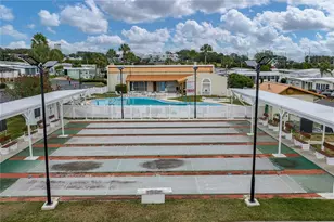 37843 Barcelona Ave, Zephyrhills, FL 33541 - Photo 39