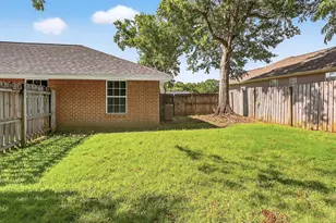 1548 Pelican Point Dr, Cantonment, FL 32533 - Photo 31