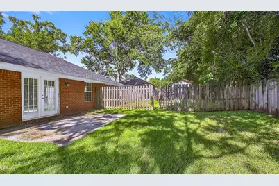 1548 Pelican Point Drive, Cantonment, FL 32533 - Photo 29