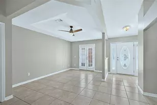 1548 Pelican Point Dr, Cantonment, FL 32533 - Photo 9