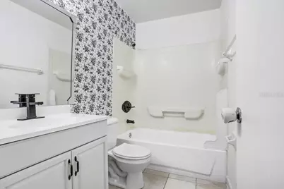 3821 S Lake Drive #223, Tampa, FL 33614 - Photo 9