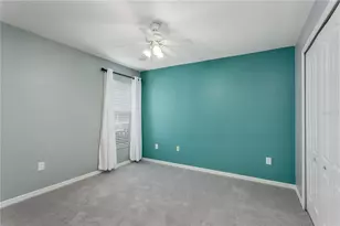 5402 Spectacular Bid Dr, Wesley Chapel, FL 33544 - Photo 15