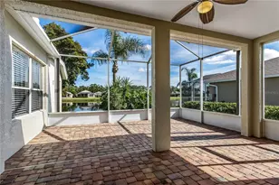 5402 Spectacular Bid Dr, Wesley Chapel, FL 33544 - Photo 3