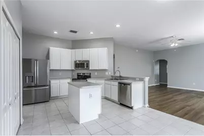 5402 Spectacular Bid Drive, Wesley Chapel, FL 33544 - Photo 5