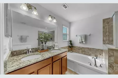 10012 Newminster Loop, Ruskin, FL 33573 - Photo 31