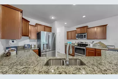 10012 Newminster Loop, Ruskin, FL 33573 - Photo 7